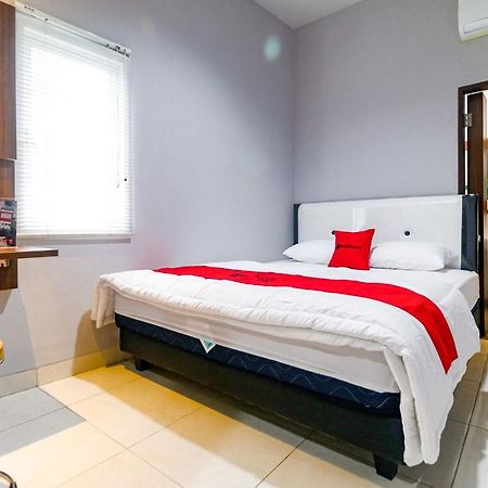 Reddoorz Near Kebon Jeruk ג'קרטה מראה חיצוני תמונה