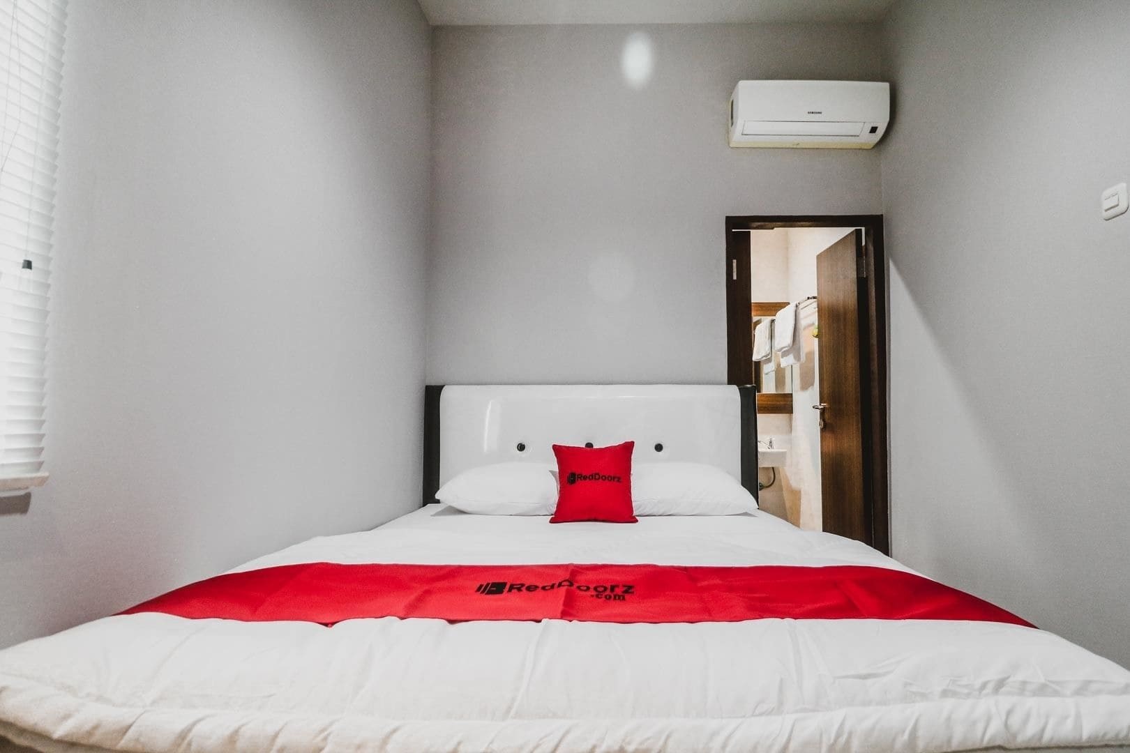 Reddoorz Near Kebon Jeruk ג'קרטה מראה חיצוני תמונה